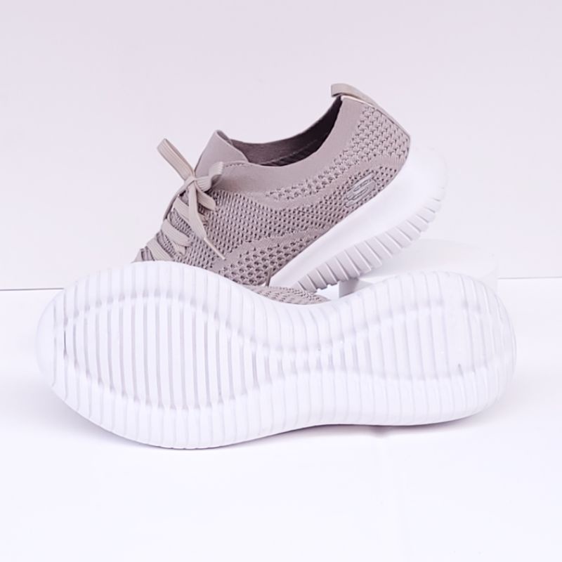 Sepatu Skechers Wanita Ultra Flex Statement Sneaker