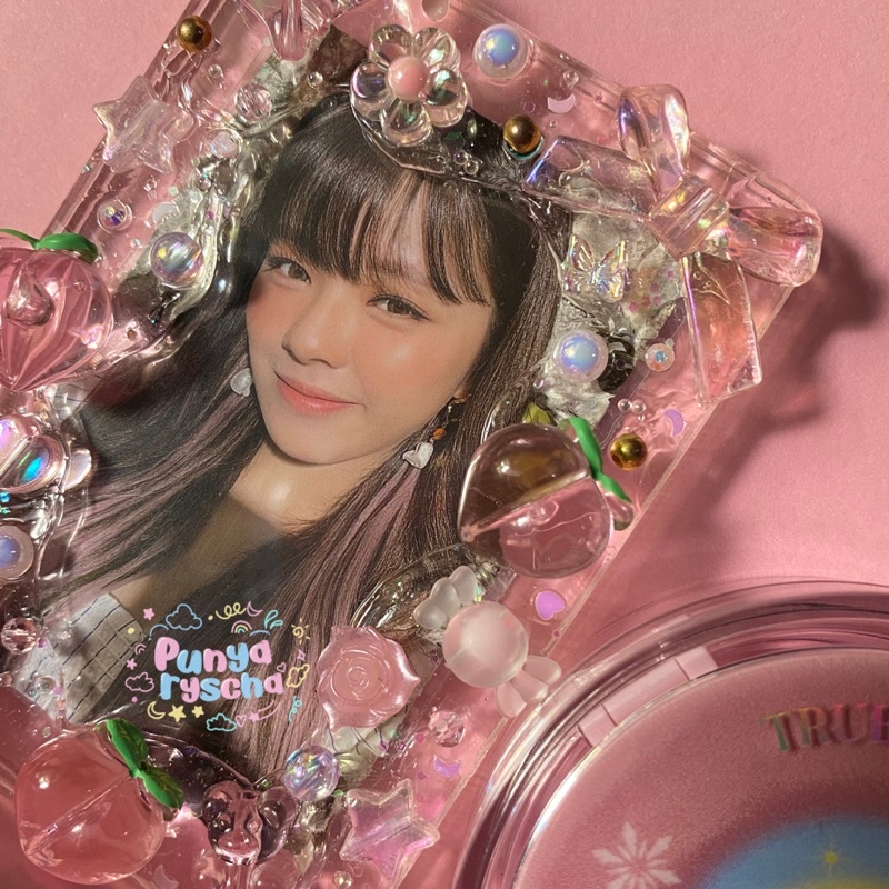 [READY STOCK] TOPLOADER DECO ACRYLIC FRAME PRELOVED