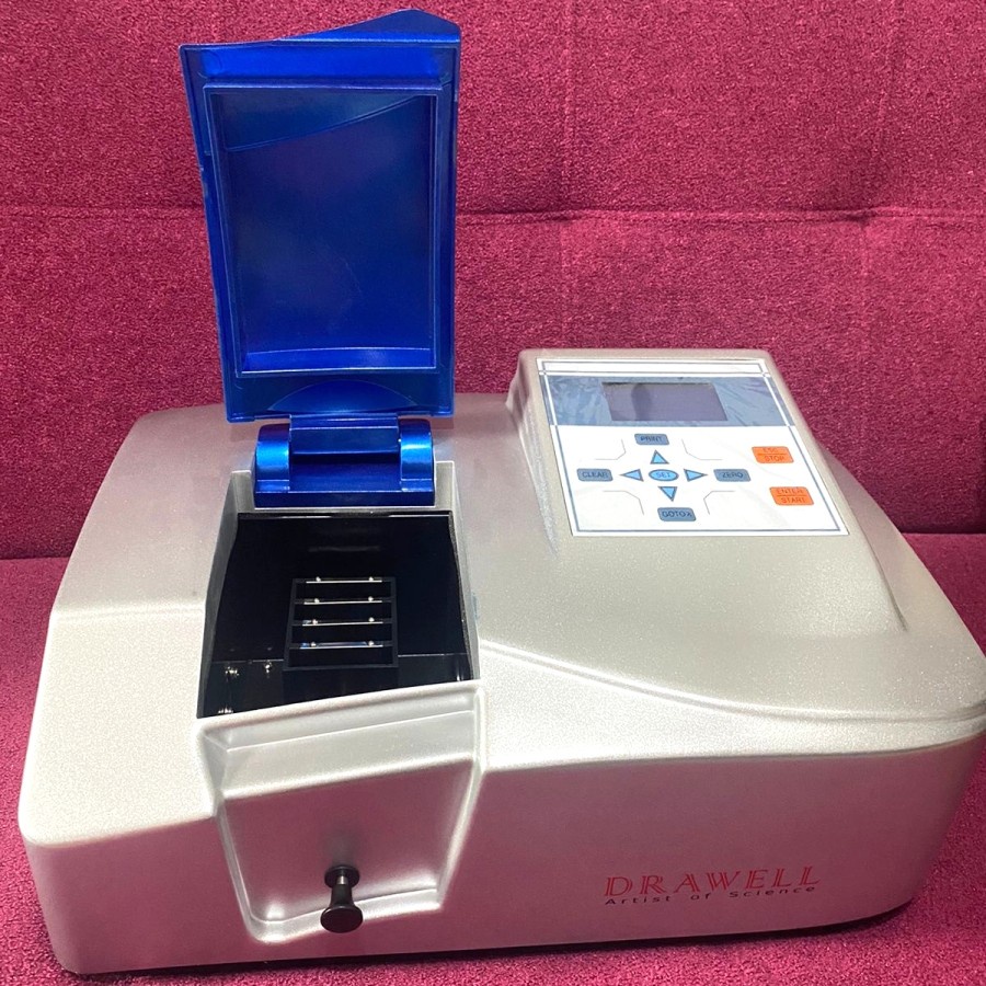 UV/VIS Spectrophotometer Single Beam DU-8200
