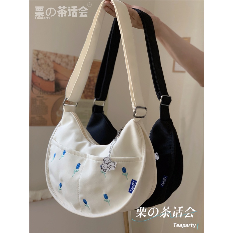 T379 Sling Bag Tas Selempang Wanita