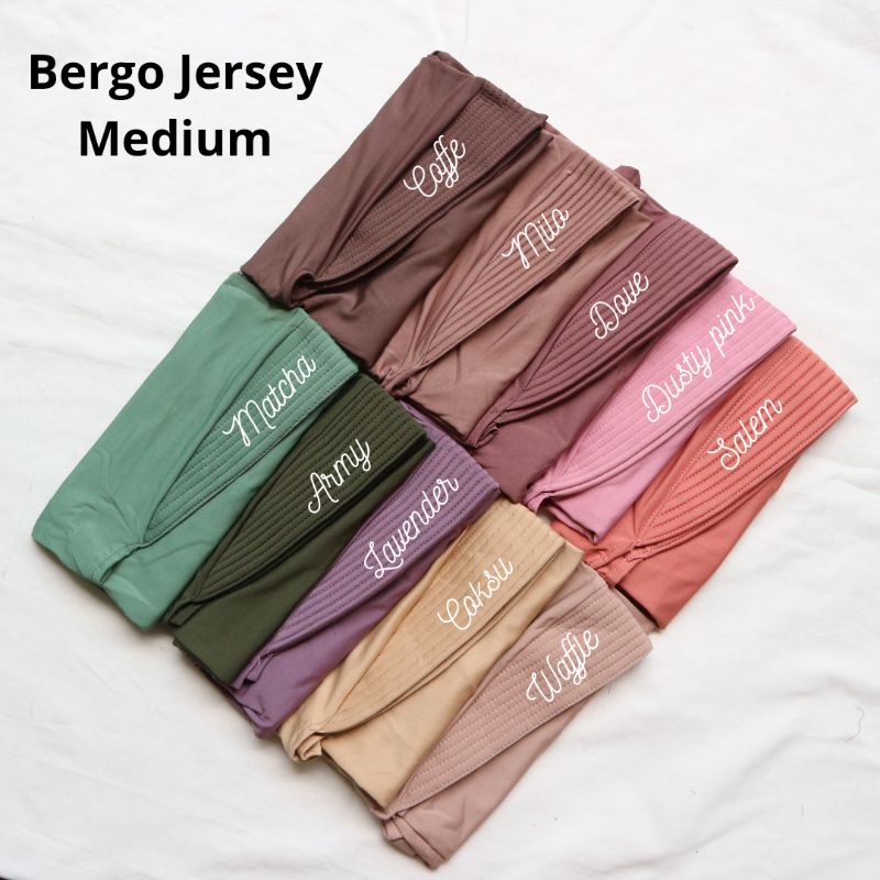 Bergo Jersey Premium ukuran medium | Bergo Pet | Bergo Sport Menutup Dada