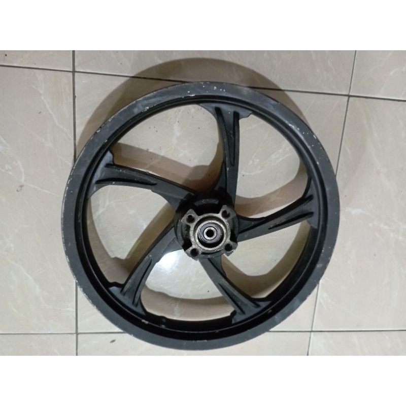 VELG RACING DEPAN SUJUKI SKYDRIVE 125 14160