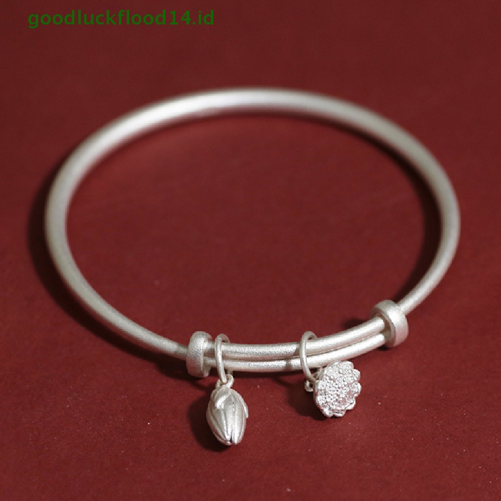 [GOOGFOUR] Gelang Bangle Liontin Fashion Adjustable Lapis Silver Warna Silver Untuk Wanita [Atasan]