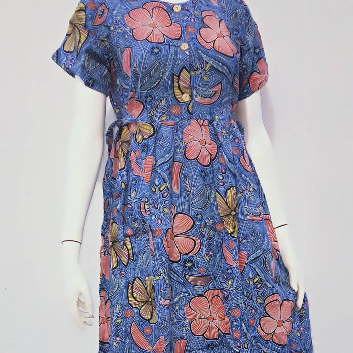 DASTER KENCANA UNGU CHIBI 47 LABEL BIRU