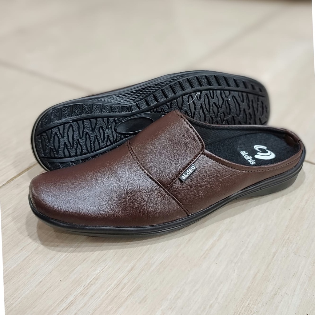 Sepatu Sandal Pria Aldeo S01 - Sendal Bustong Slop Cowok Hitam Coklat Original Lokal