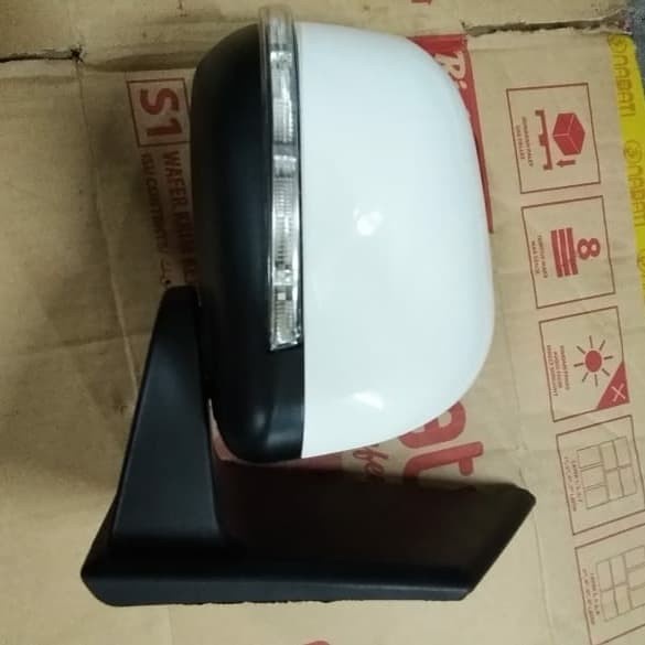 {BEKAS} spion allnew xenia ayla agya avanza kanan Limited