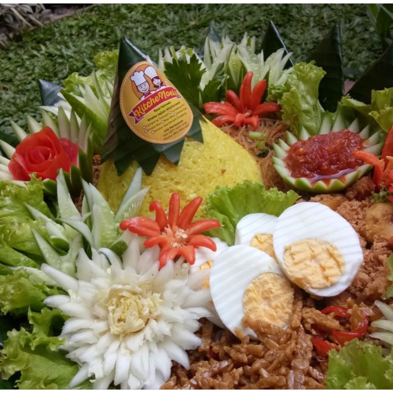 

Tumpeng Tampah untuk bermacam porsi