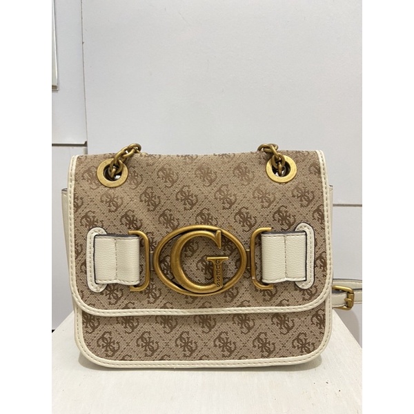 (BOOKED) Preloved Tas Guess Aviana