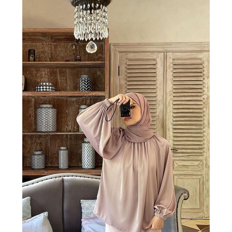 Vienaa blouse satin / atasan wanita - baju cewek - baju kekinian