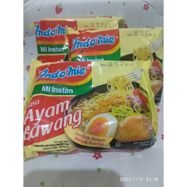 

indomie ayam bawang/indomie ayam bawang(3pcs)