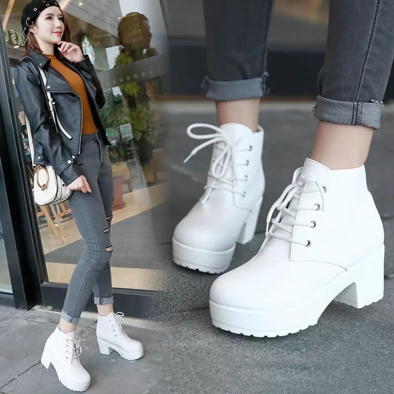[HKVBK7145] Zora Sepatu Wanita Boots DC