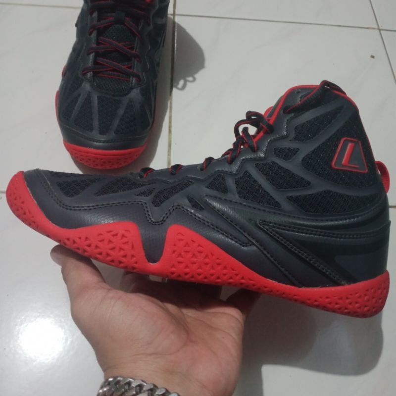 League Typhoon Original