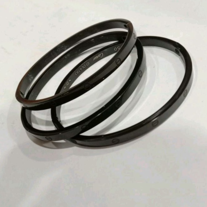 Gelang Titanium wanita satuan Hitam Logo