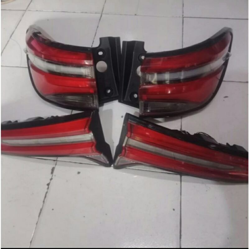 stoplamp lampu belakang fortuner vrz 2021