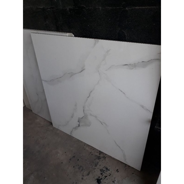 GRANIT LANTAI 80X80 KW ECO FLORENCE CALACATA (CHAT ADMIN/BACA DESKRIPSI SEBELUM MEMBELI)
