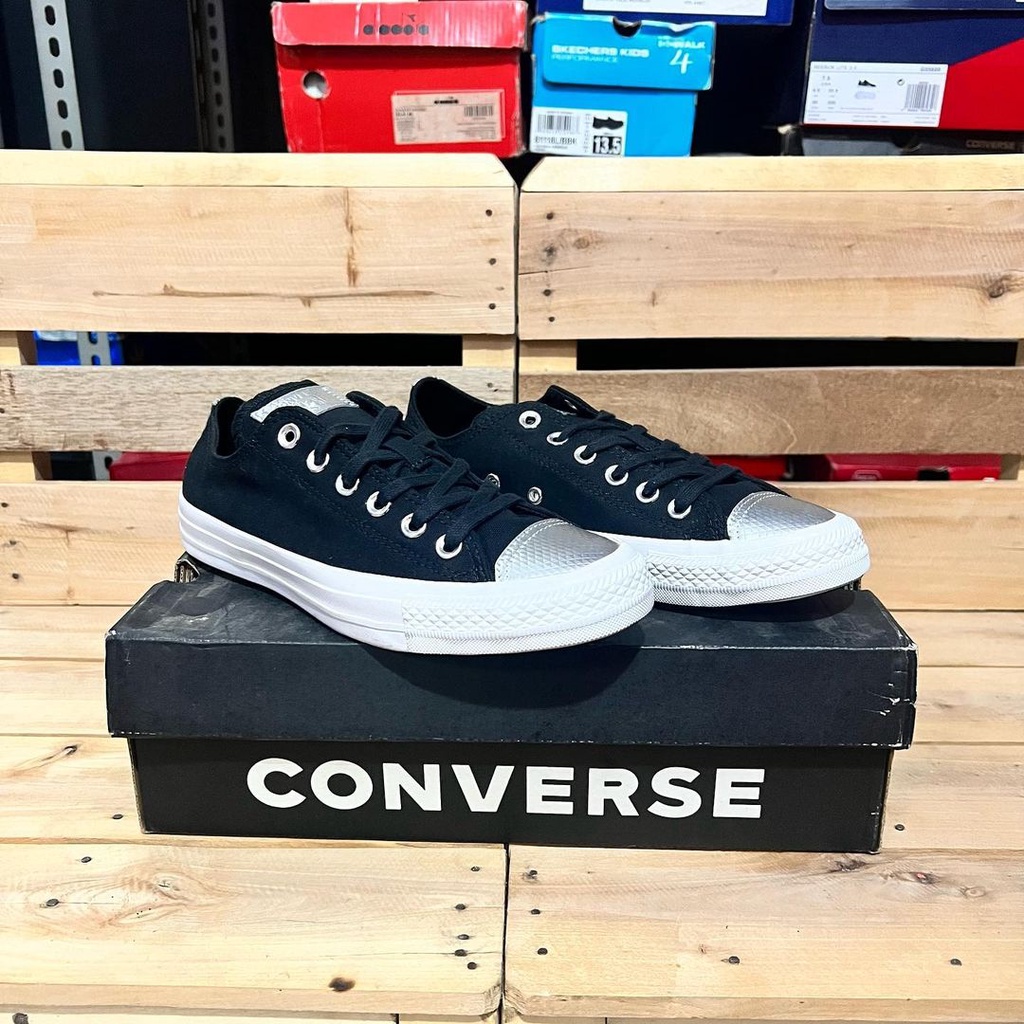 Converse Chuck Taylor All Star Stargazer Low Top