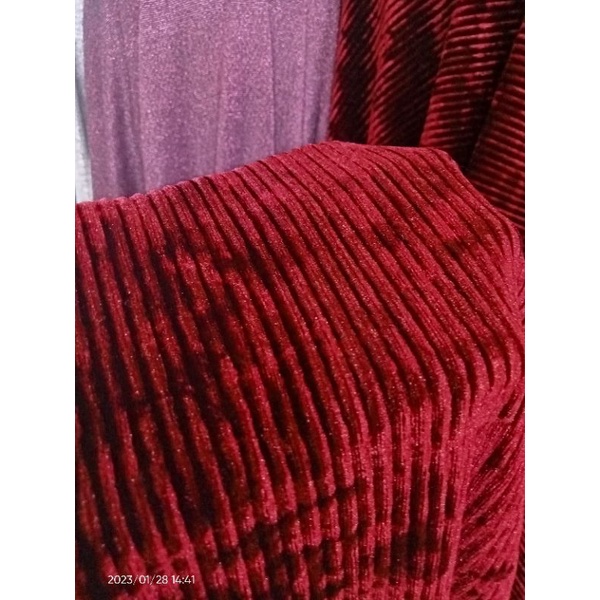 1/2 meter bahan plisket bludru/kain plisket bludru polos