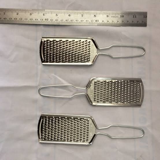 Parutan Keju Stainless Steel / Parutan Pala / Parutan Serbaguna