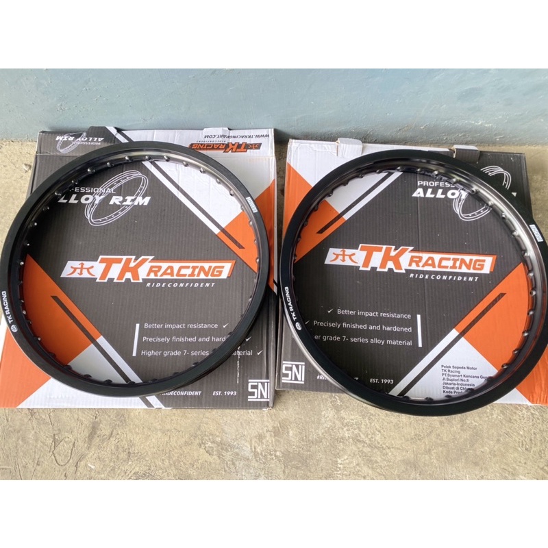 velg TK hitam ring 18 ukuran 160.185 velg TK racing ring 18 hitam ukuran 160/185 ring 18 set