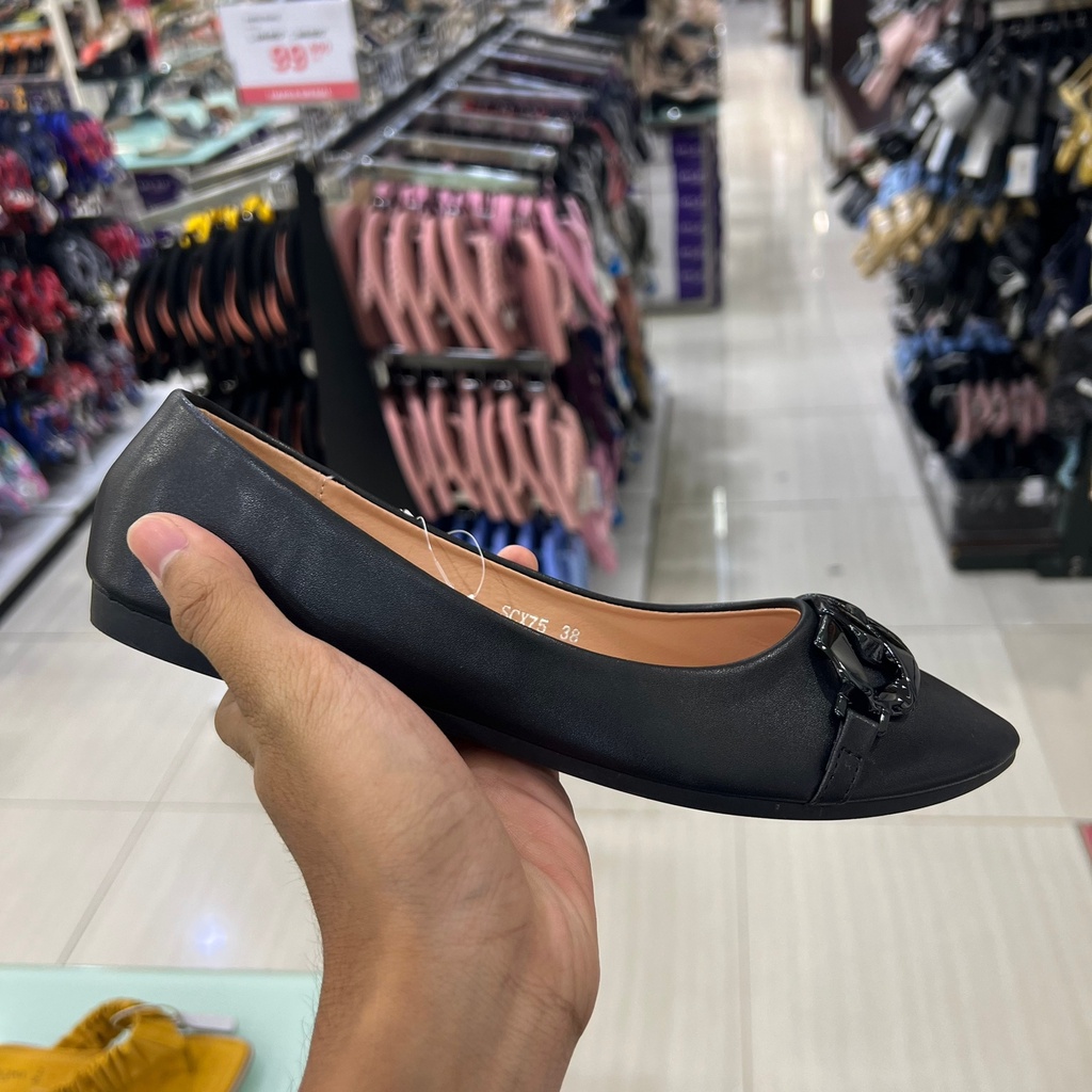 St.Yves Flat Shoes Wanita 36 - 40