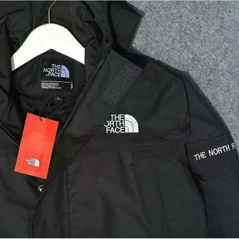 JAKET THE NORT FACE SAKU SAMPING /JAKET WATER FROOP /JAKET ANTI AIR JAKET TNF FREMIUM /JAKET PRIA WA