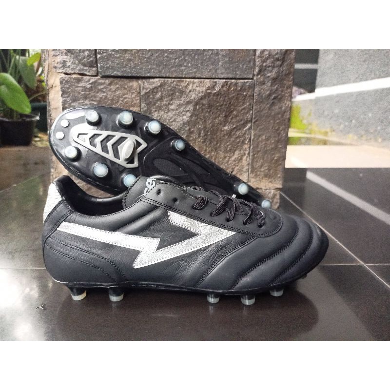 Sevspo Maestro FG Black