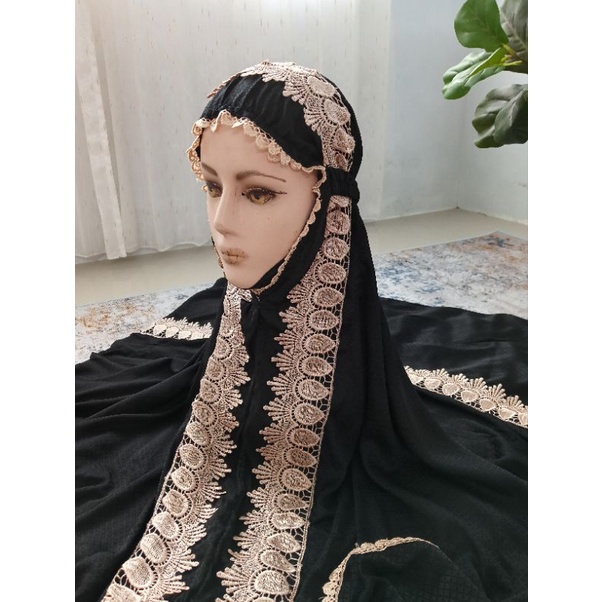 MUKENA DEWASA PUTIH SUTRA BLITZ  RENDA TERUSAN