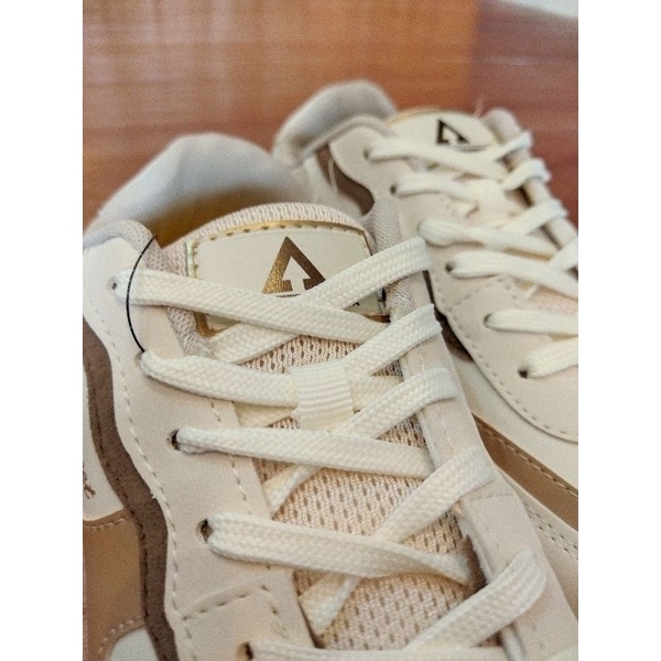 Aerostreet Grace Series BNIB - Sepatu Sneakers