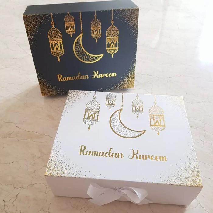 

(Gb24) Kotak Rigid/Gift Box Lebaran/Idul Fitri/Hamper 099