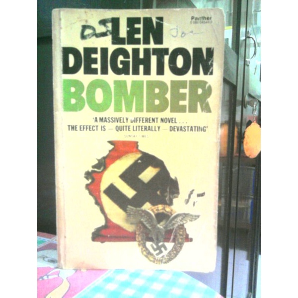 Novel Jadul : Bomber
