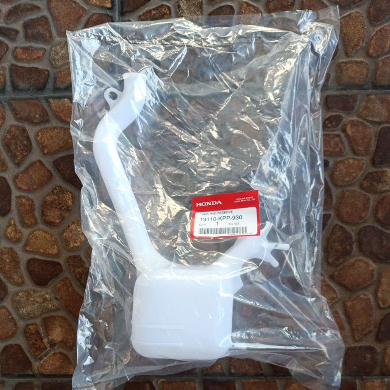 Tangki Air Radiator Cbr 150 thailand karbu / Tangki Radiator Cbr150 Thailand Fi 19110-kpp-930