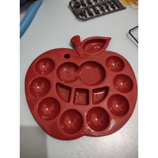 

PALET LUKIS / PALET CAT / TEMPAT CAT AIR ACRYLIC