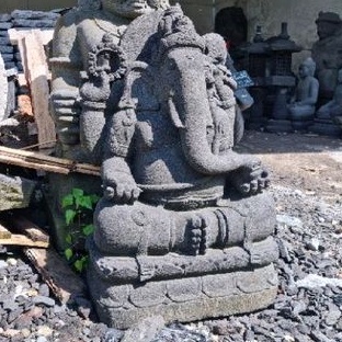 patung ganesha batu candi