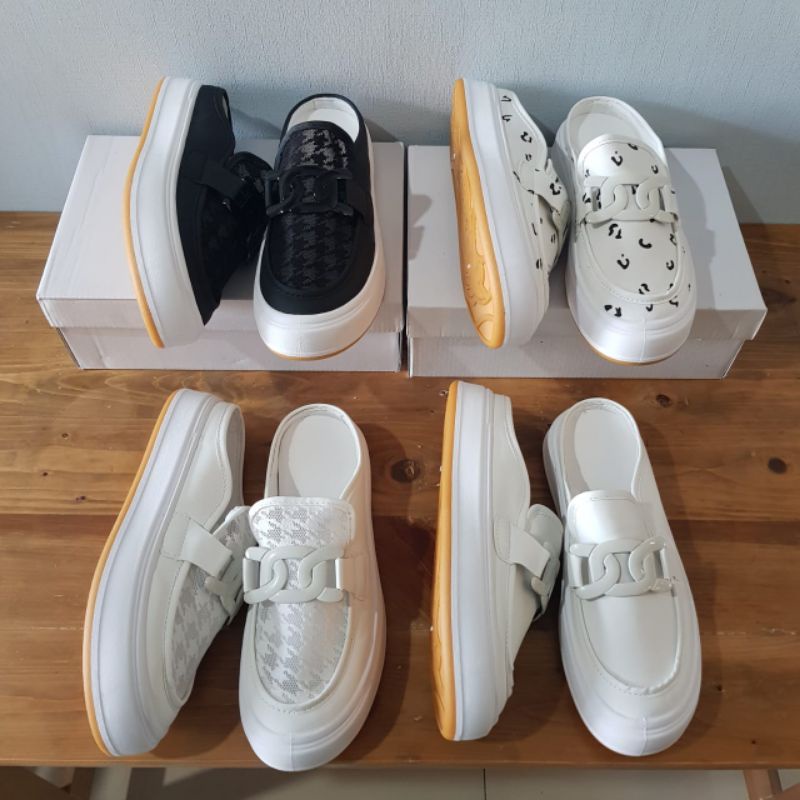 [COD] 7763 Women Leather Half Shoes Slip On