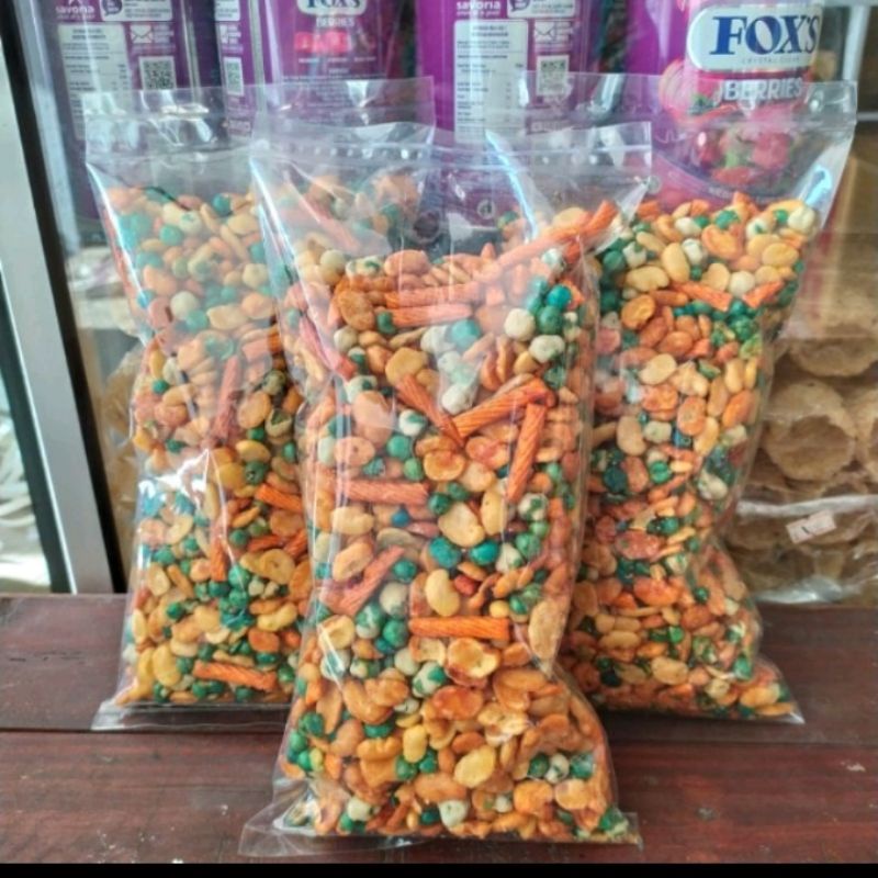 

kacang mix 125gr