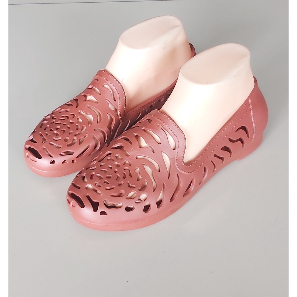 Sepatu Karet Wanita Q-1922 Polos Anti Slip Sepatu Slip On Empuk