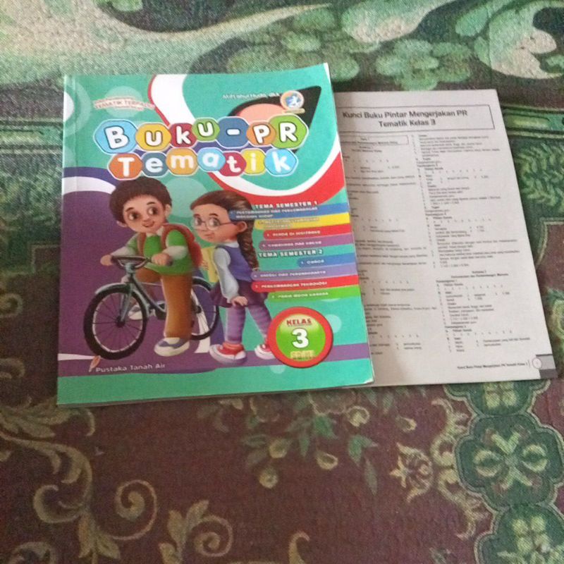 BUKU PR TEMATIK KELAS 3 SD