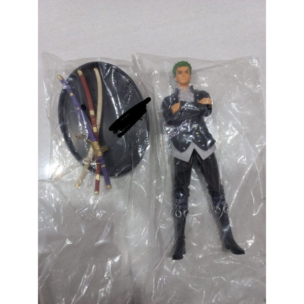 action figure one piece red film zoro non original / zoro / anime / hiasan