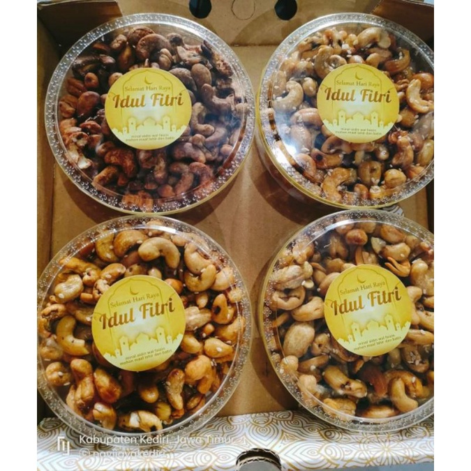 

Hampers Lebaran Paket Kacang Mente Utuh Aneka Rasa