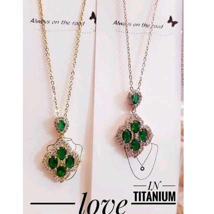 Kalung Titanium Batu Hijau Perhiasan Wanita 2701ab