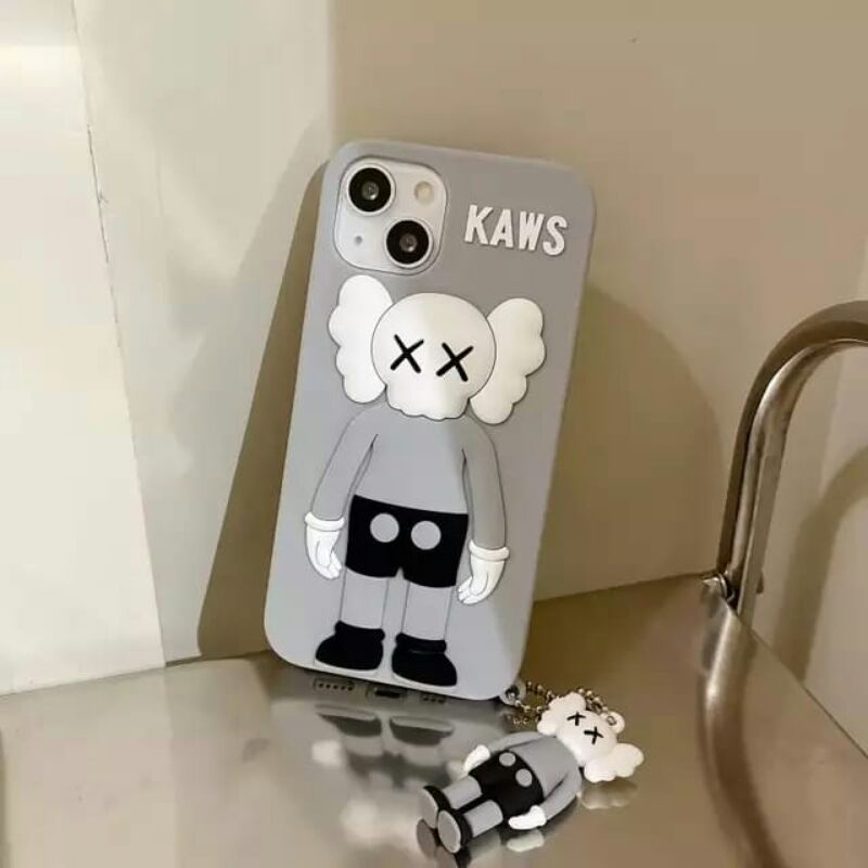 Softcase KAWS 3D Silicone For lPH0NE 6 - 14 PM (no mini)