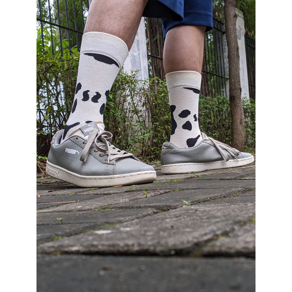 Kaos Kaki Fasion Motif - Sapi