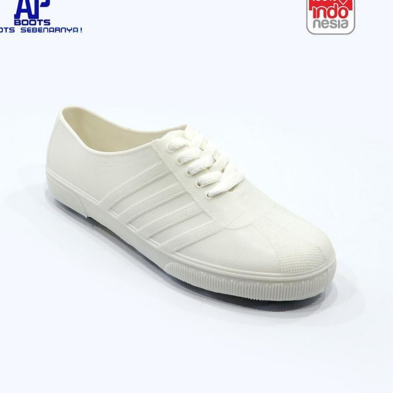 SEPATU  SAWAH KARET AP PUTIH