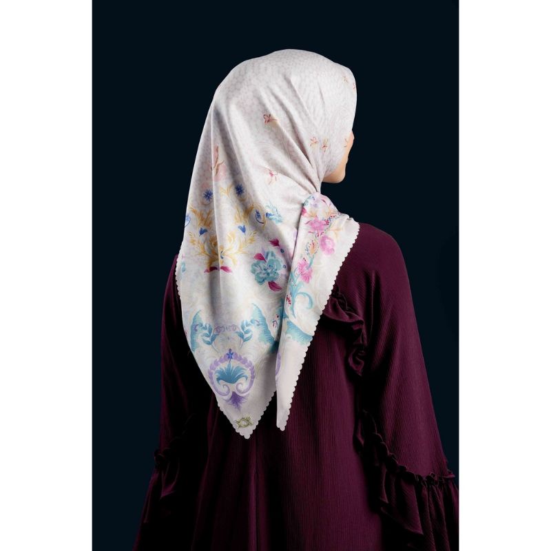 Wearing Klamby Royal Scarf Windsor SALE