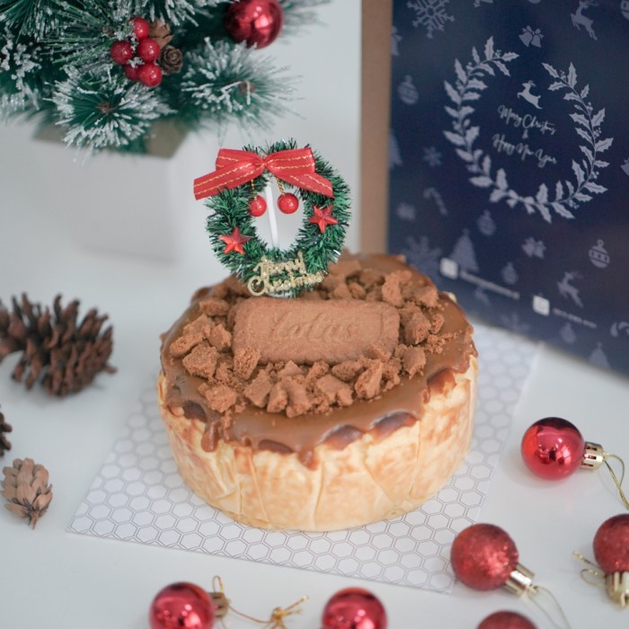 

Christmas Hampers Burnt Cheesecake Lotus Biscoff