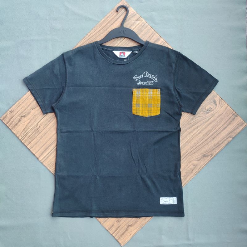Kaos pria Ben Davis Hitam