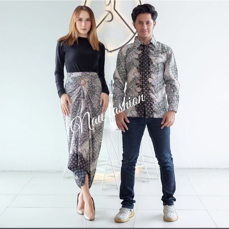 Couple rok lilit batik dengan kemeja batik//couple batik keluarga//couple tunangan//batik remaja//rok lilit//kain serut//batik anak