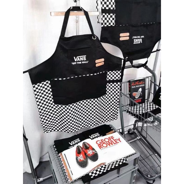 Celemek apron vans checkerboard