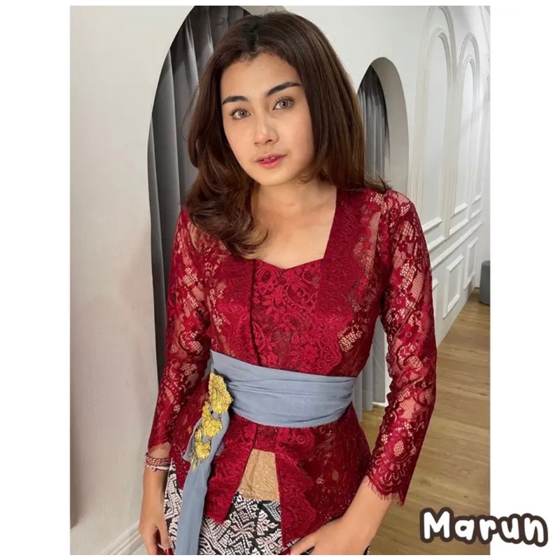 kebaya metalik