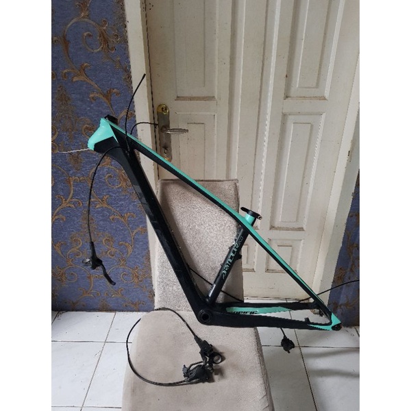 Frame carbon pacific armour 600